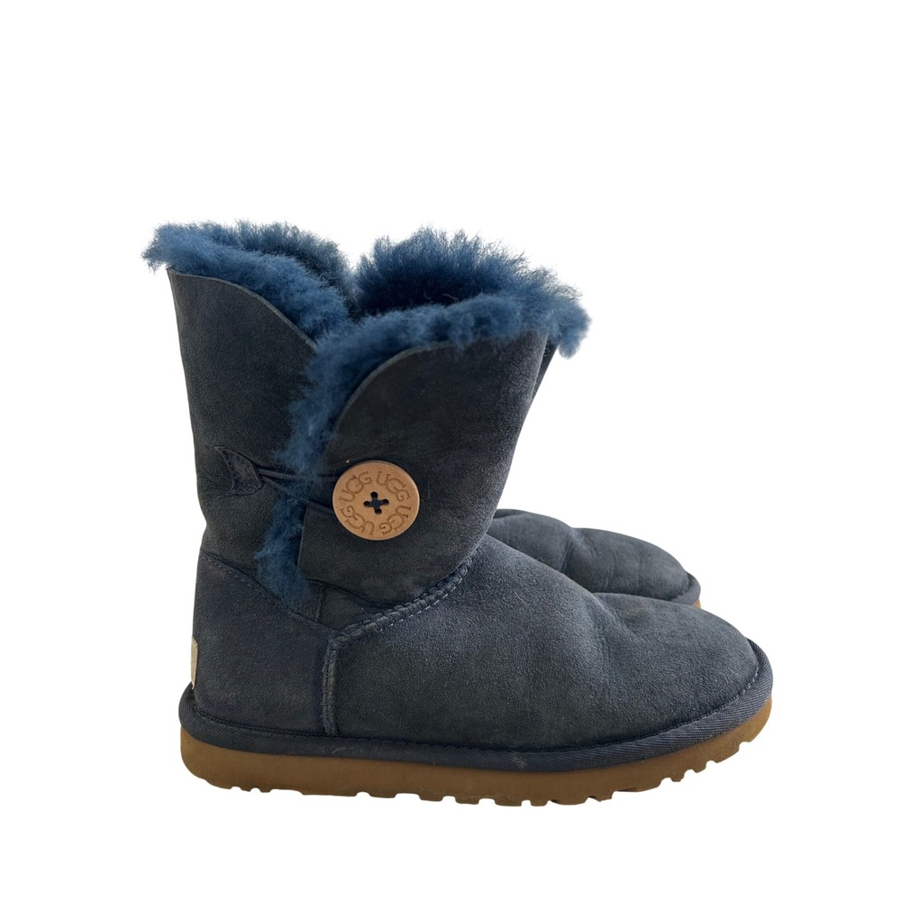 Authentic UGG Australia Bailey Button Navy Blue Suede Shearling Boots- Sz. 5